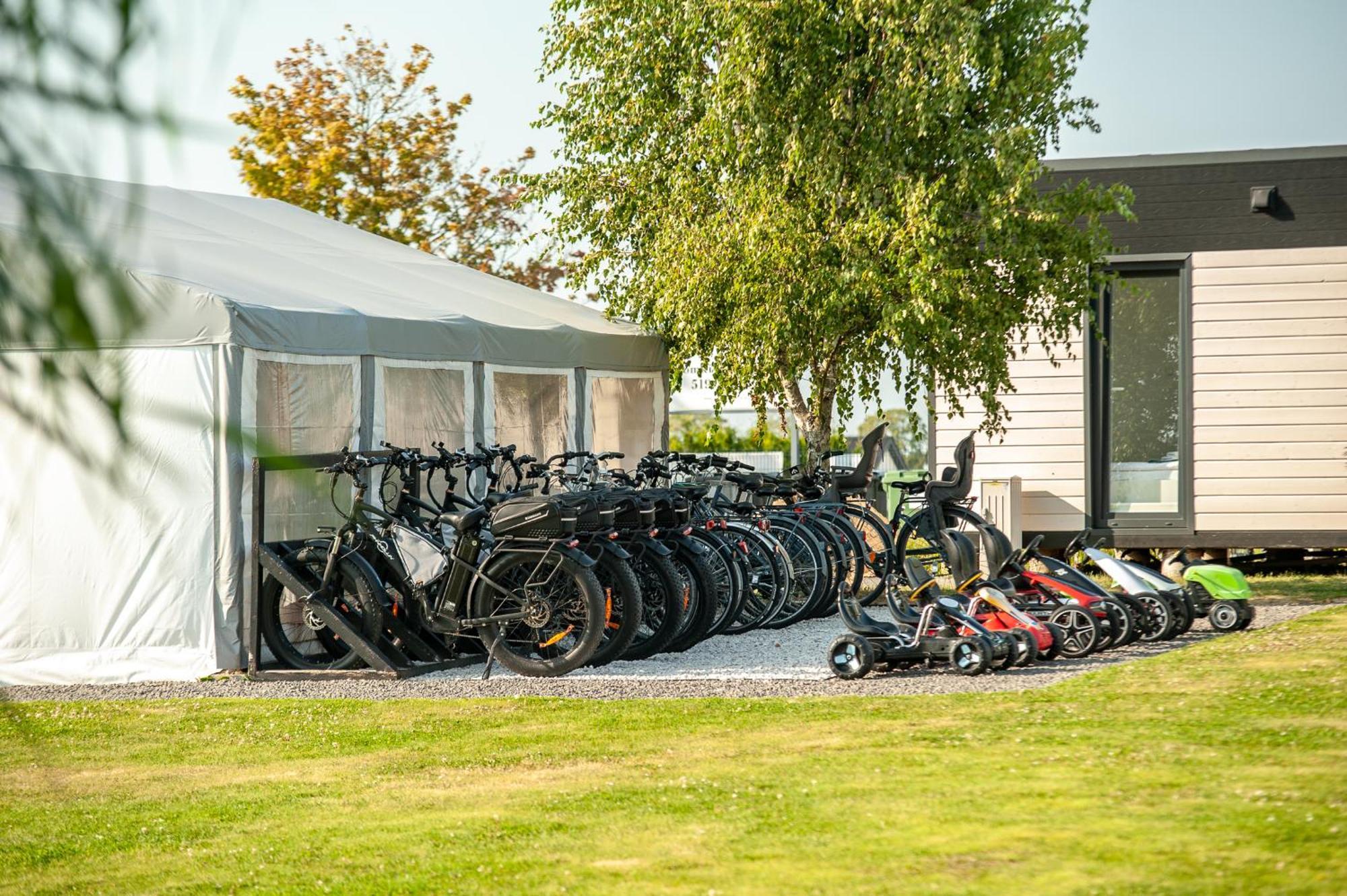 Resto Domki Letniskowe Sarbinowo Buitenkant foto
